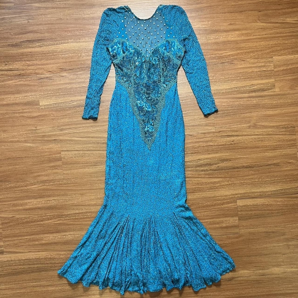 Elegant Blue Long Sleeve Dress